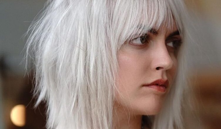 coupe cheveux mi long